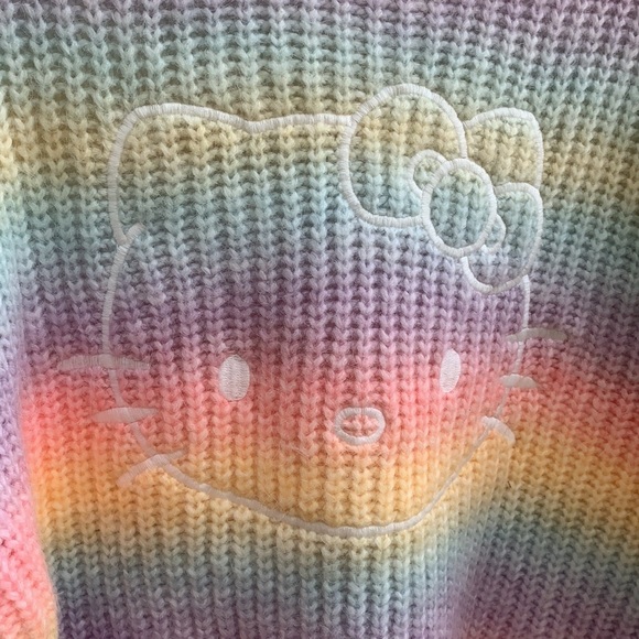 HELLO KITTY X FOREVER 21 Pastel Rainbow Gradient Wash Chunky Knit Sweater - Picture 7 of 11